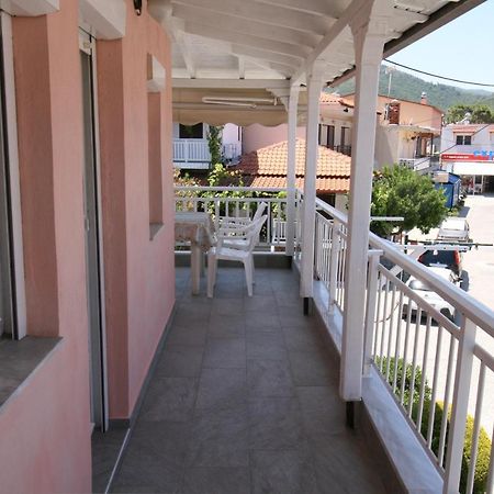 Sarti Center Studios מראה חיצוני תמונה