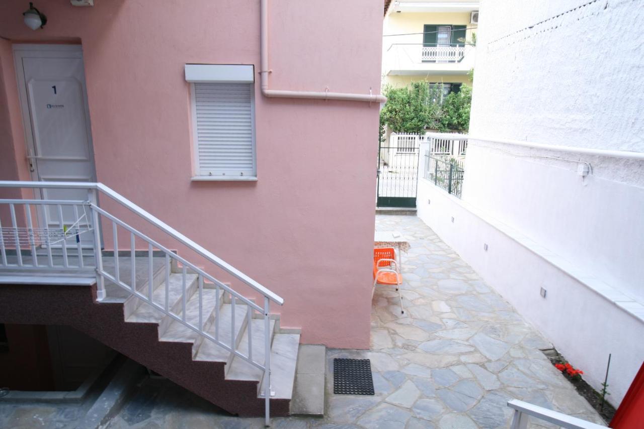 Sarti Center Studios מראה חיצוני תמונה